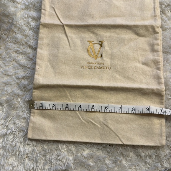 Vince Camuto Dust Bag - Picture 4 of 5